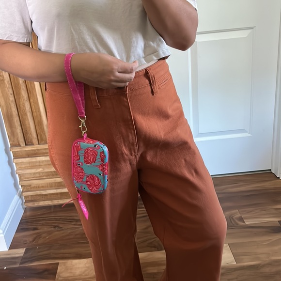 Lilly Pulitzer Cute Flamingo Wrislet. OS‎ - Picture 7 of 8